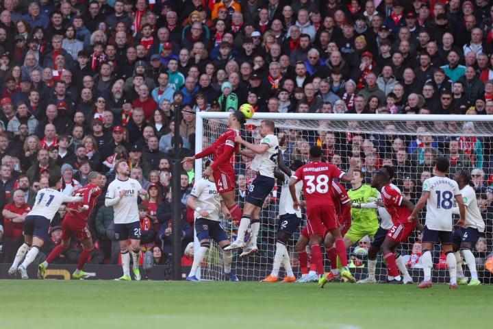  继曼联之后，利物浦是第2支英超上半场通过角球打入3球的球队 新闻 继曼联之后，利物浦是第2支英超上半场通过角球打入3球的球队 新闻