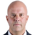  没计划签定位球教练，天空：斯洛特更想教练组集体负责定位球 新闻 没计划签定位球教练，天空：斯洛特更想教练组集体负责定位球 新闻